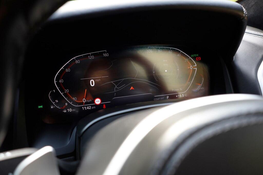 BMW 8 Series Gran Coupe 3L M Sport Black #51