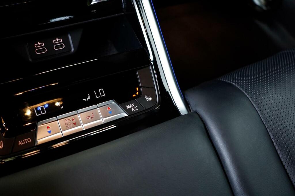 BMW 8 Series Gran Coupe 3L M Sport Black #65