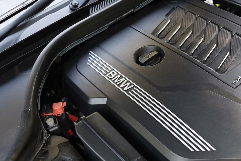 BMW 8 Series Gran Coupe 3L M Sport Black #11