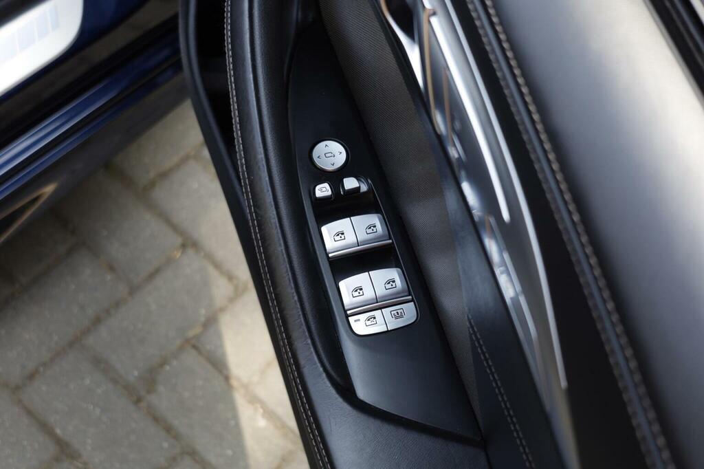 BMW 8 Series Gran Coupe 3L M Sport Black #69
