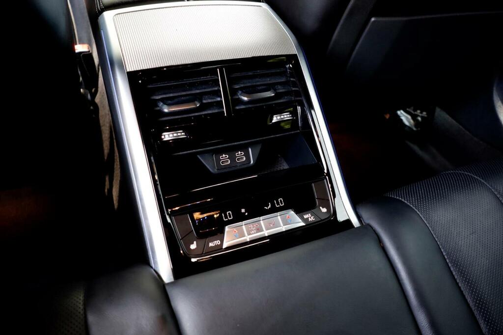 BMW 8 Series Gran Coupe 3L M Sport Black #63