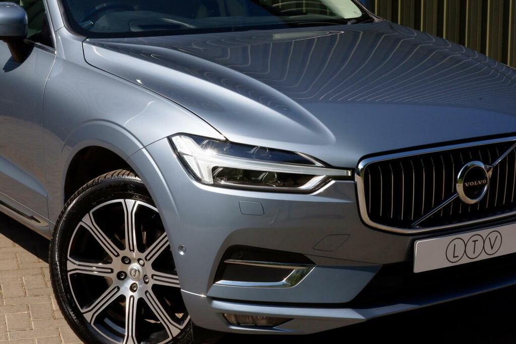 Volvo XC60 Xc60 Momentum Pro D4 Awd Black #59