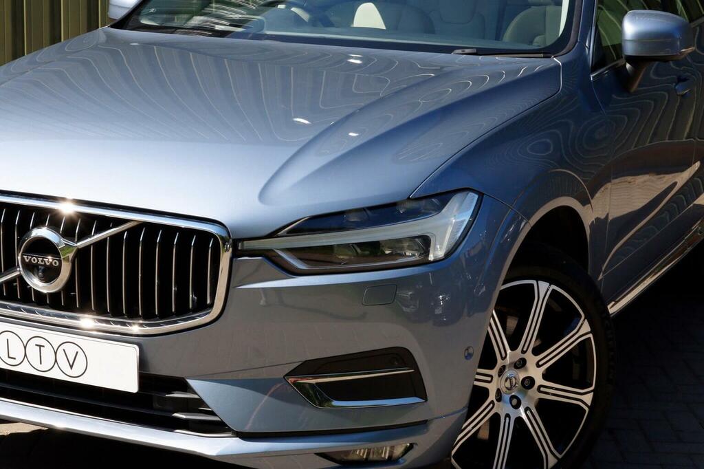 Volvo XC60 Xc60 Momentum Pro D4 Awd Black #61