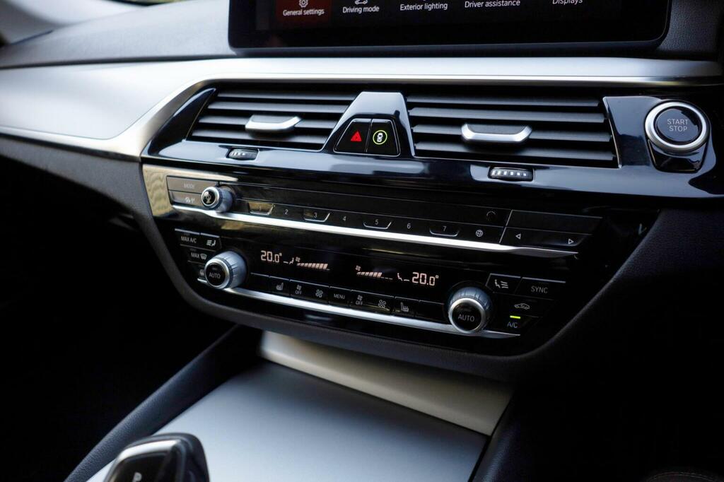 BMW 5 Series 530E Xdrive Se Grey #29