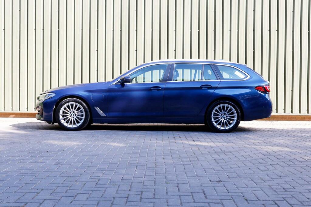 BMW 5 Series 2.0 530E 12Kwh Se Touring Steptronic Xdrive Euro 6 Blue #4