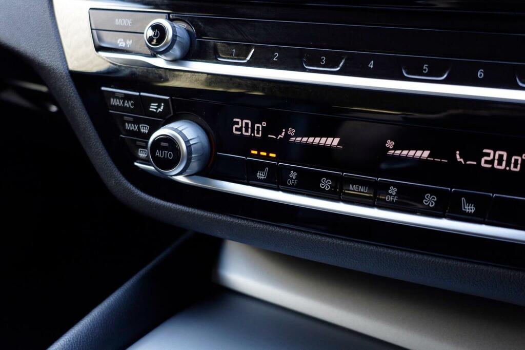 BMW 5 Series 530E Xdrive Se Grey #32