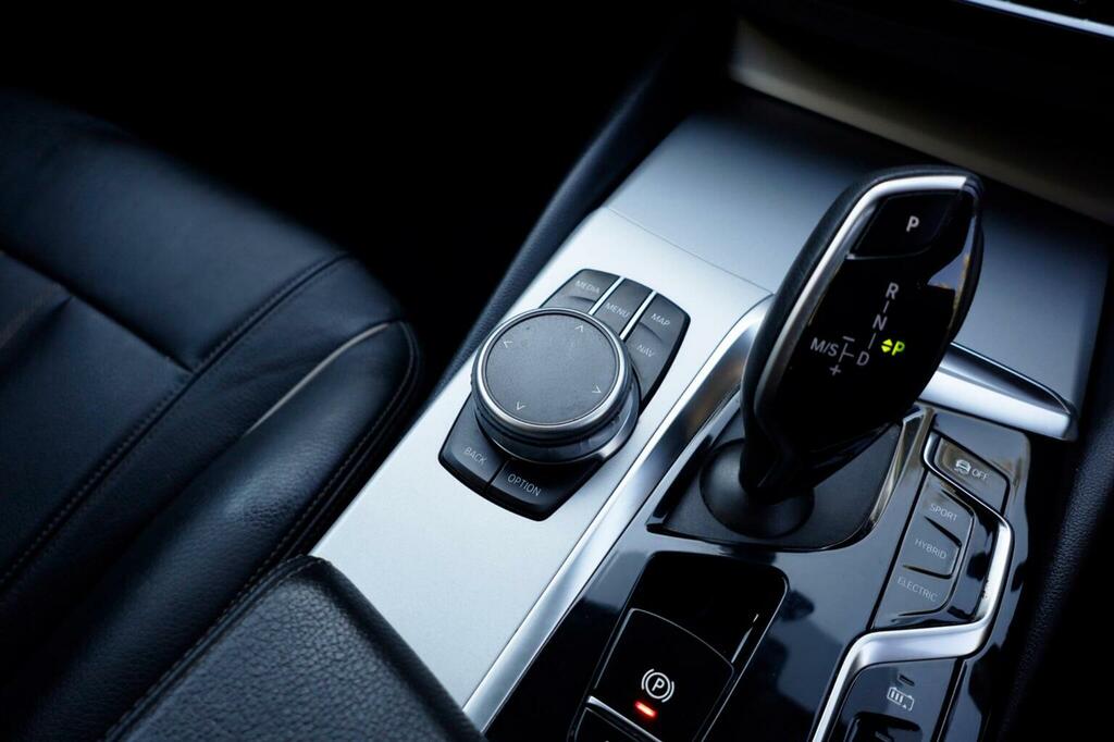 BMW 5 Series 530E Xdrive Se Grey #27