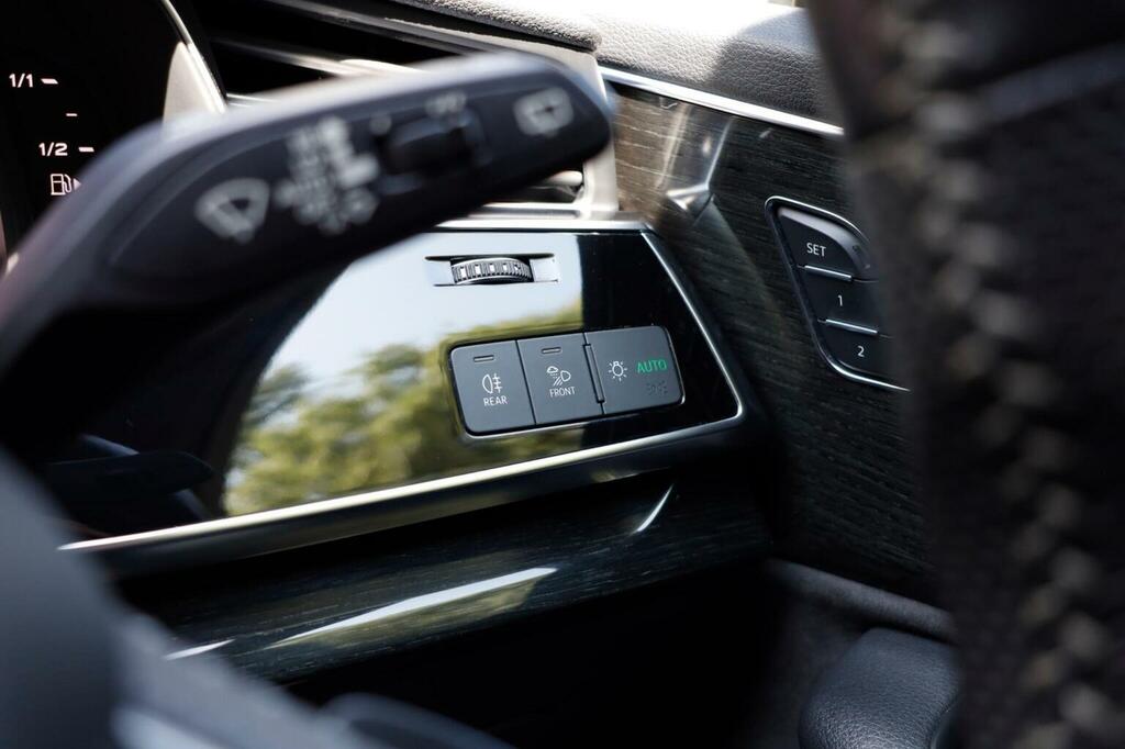 Audi Q7 3.0 Tdi V6 50 Black Edition Tiptronic Quattro 286 Grey #59