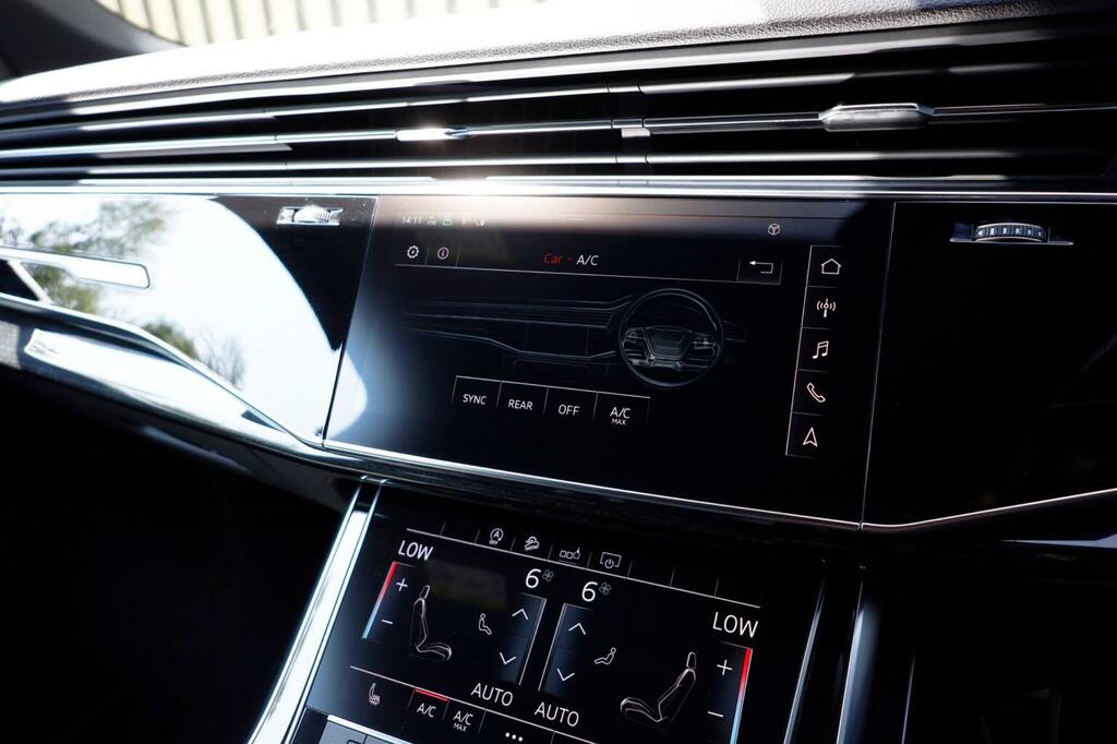 Audi Q7 3.0 Tdi V6 50 Black Edition Tiptronic Quattro 286 Grey #38