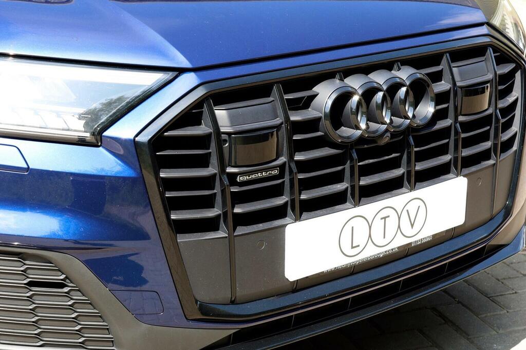 Audi Q7 3.0 Tdi V6 50 Black Edition Tiptronic Quattro 286 Grey #50