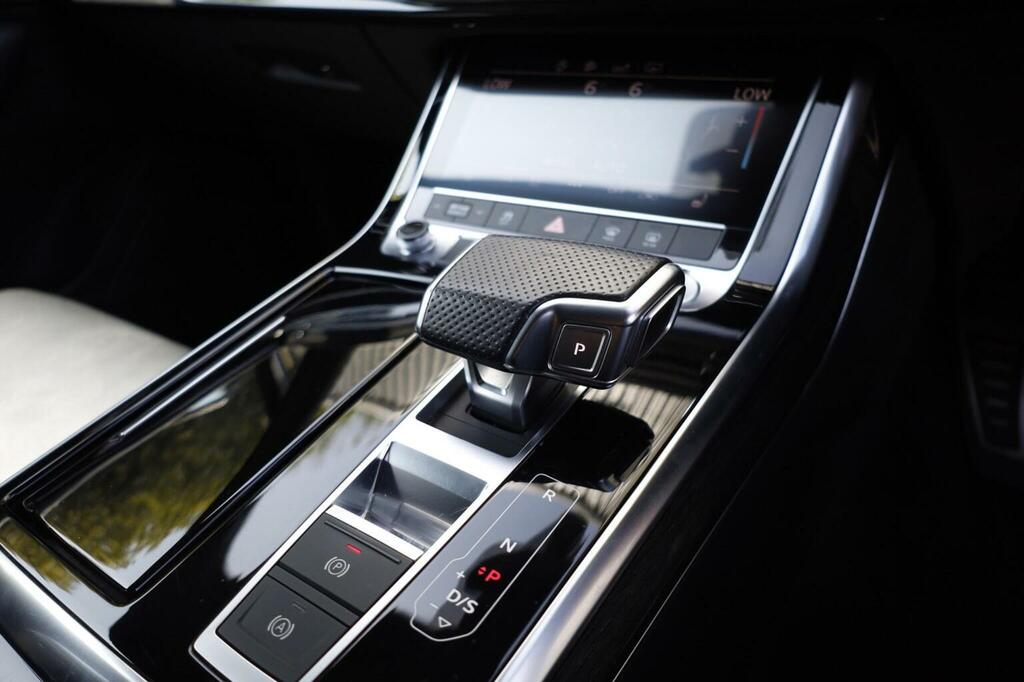 Audi Q7 3.0 Tdi V6 50 Black Edition Tiptronic Quattro 286 Grey #19