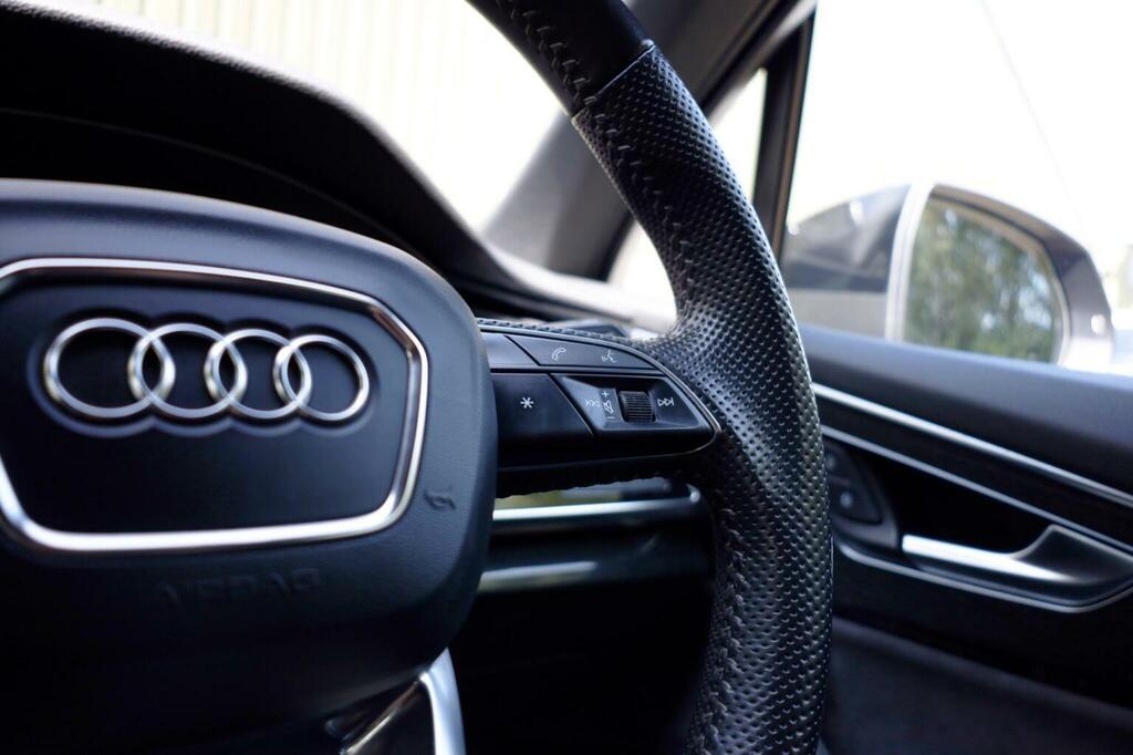 Audi Q7 3.0 Tdi V6 50 Black Edition Tiptronic Quattro 286 Grey #45