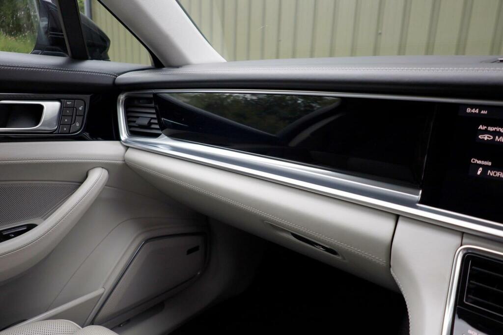 Porsche Panamera 4.0 V8 Turbo Pdk White #71