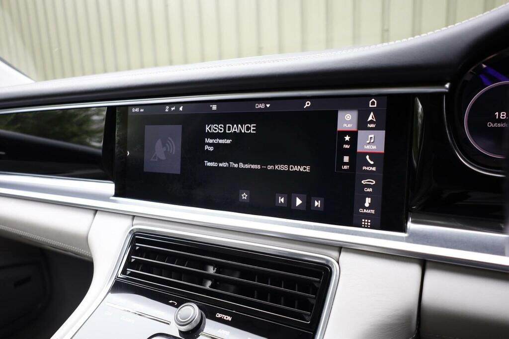 Porsche Panamera 4.0 V8 Turbo Pdk White #33
