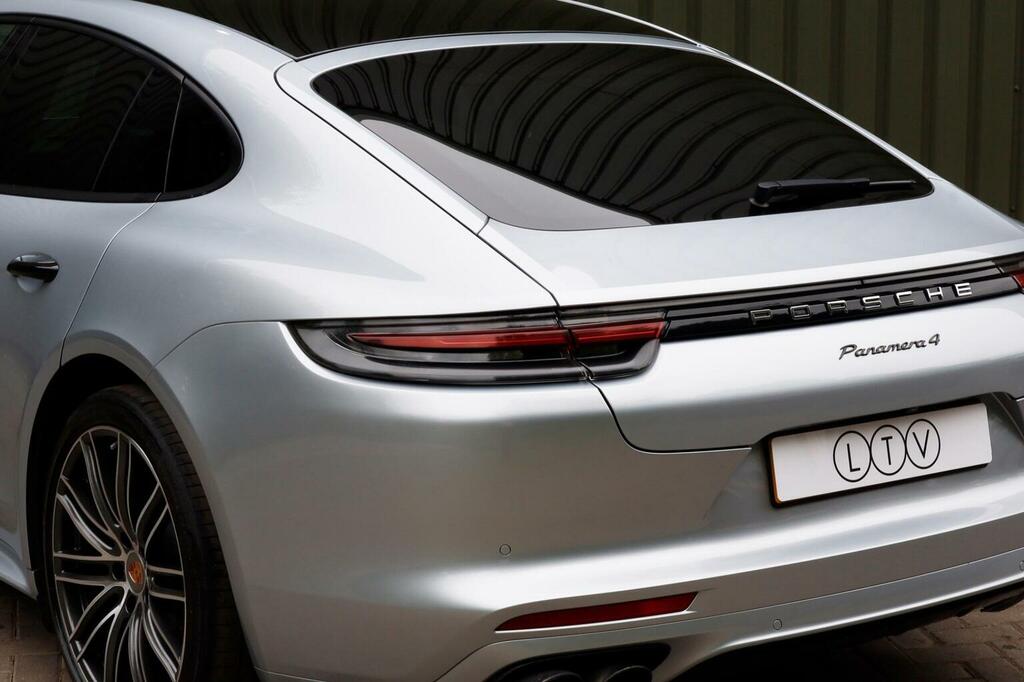 Porsche Panamera 4.0 V8 Turbo Pdk White #80