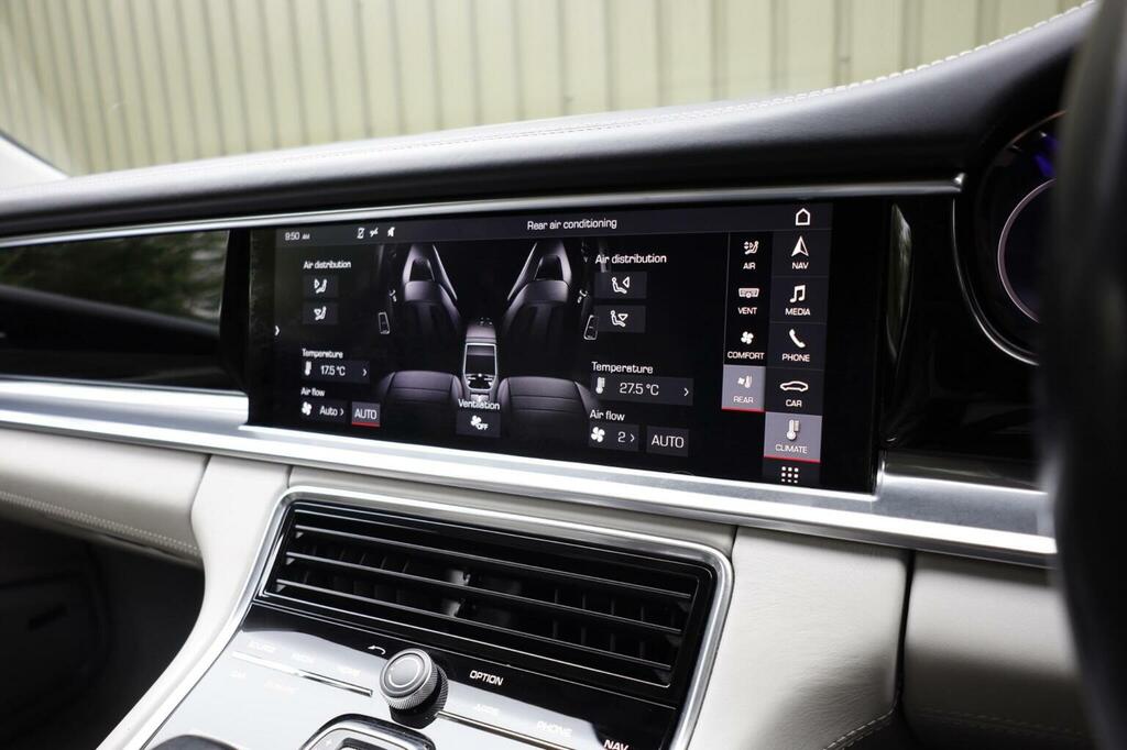 Porsche Panamera 4.0 V8 Turbo Pdk White #49