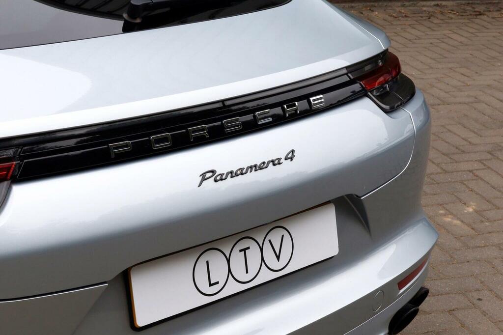 Porsche Panamera 4.0 V8 Turbo Pdk White #84