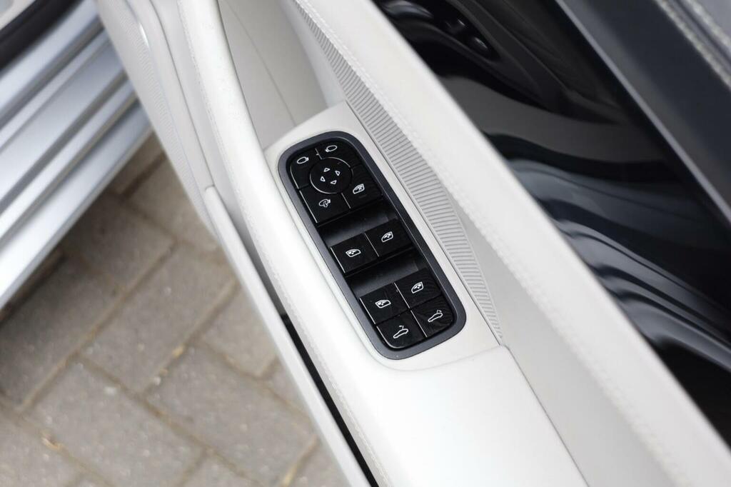 Porsche Panamera 4.0 V8 Turbo Pdk White #66