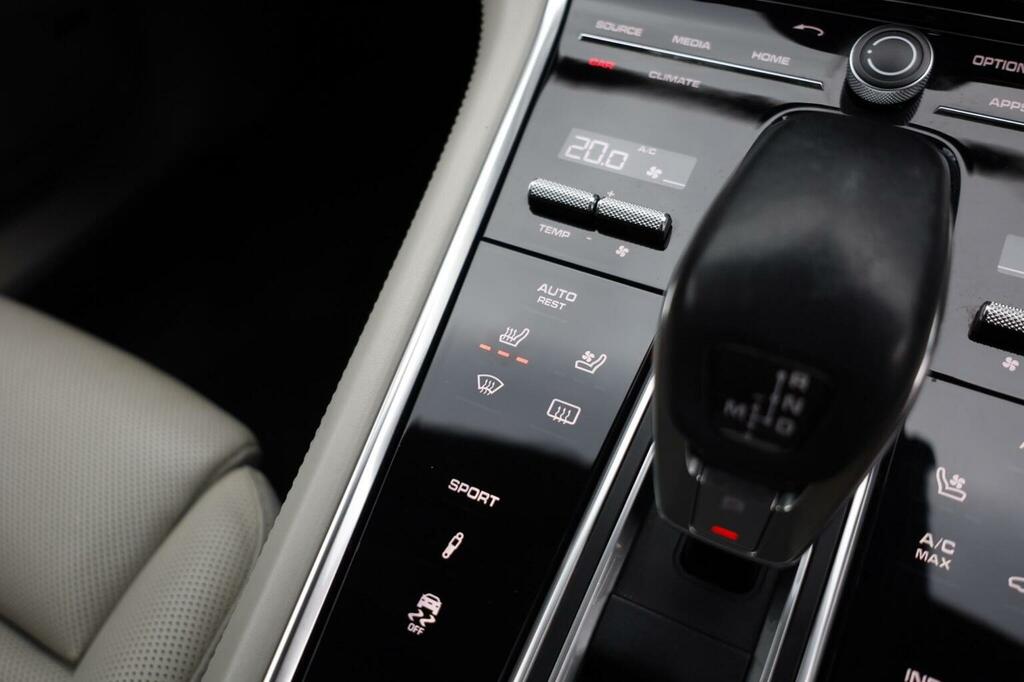 Porsche Panamera 4.0 V8 Turbo Pdk White #26