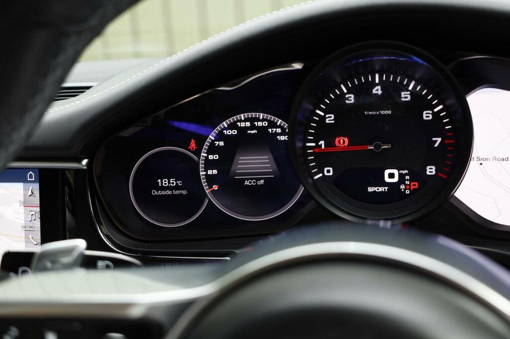 Porsche Panamera 4.0 V8 Turbo Pdk White #60