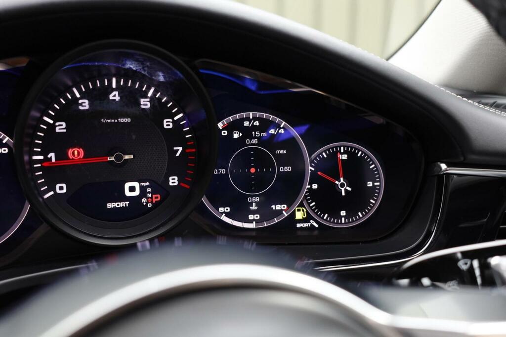 Porsche Panamera 4.0 V8 Turbo Pdk White #25