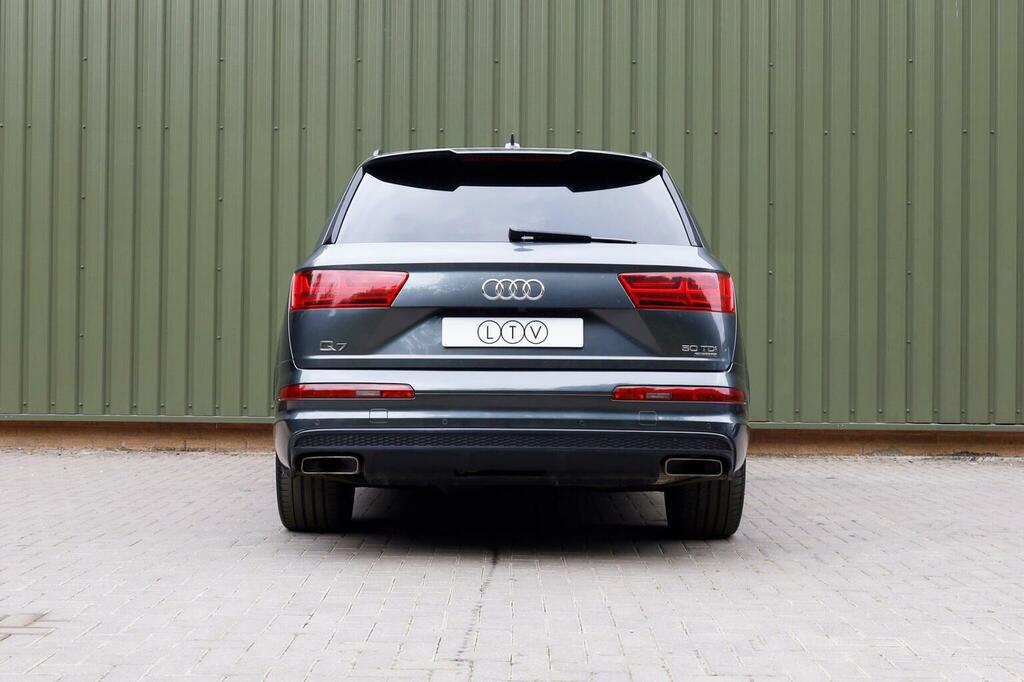 Audi Q7 3.0 Tdi V6 50 Black Edition Tiptronic Quattro Euro Grey #6