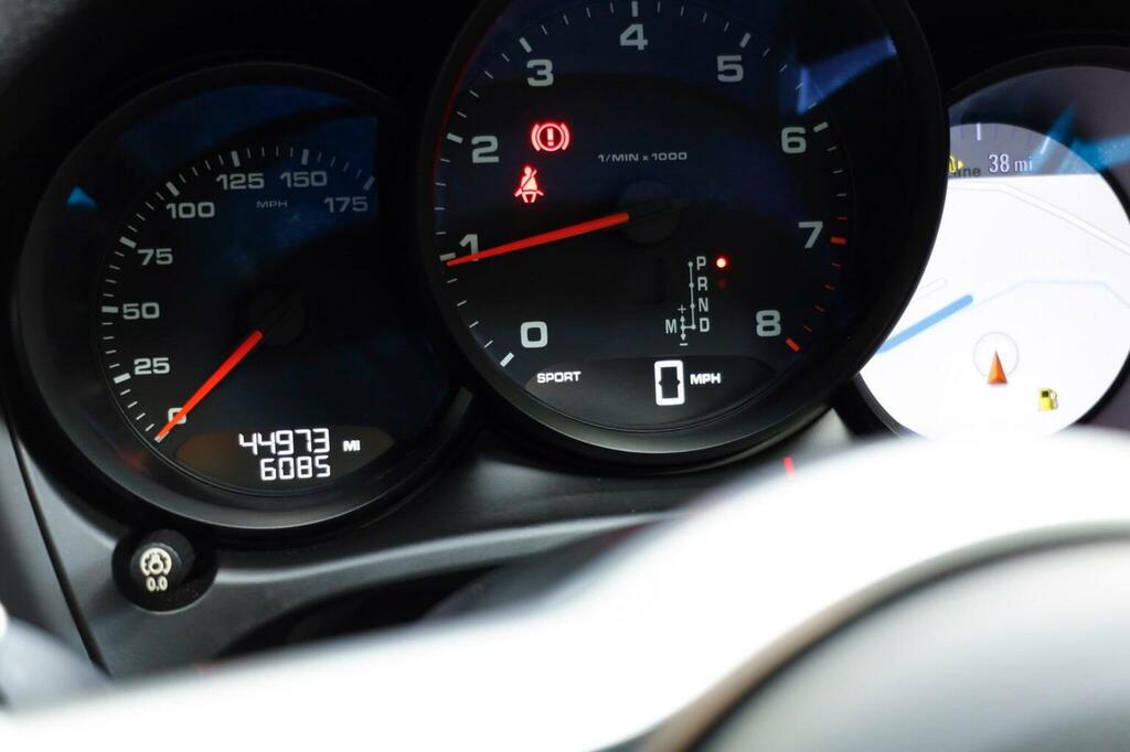 Porsche Macan 2.0T Pdk 4Wd Euro 6 5-Door  #21