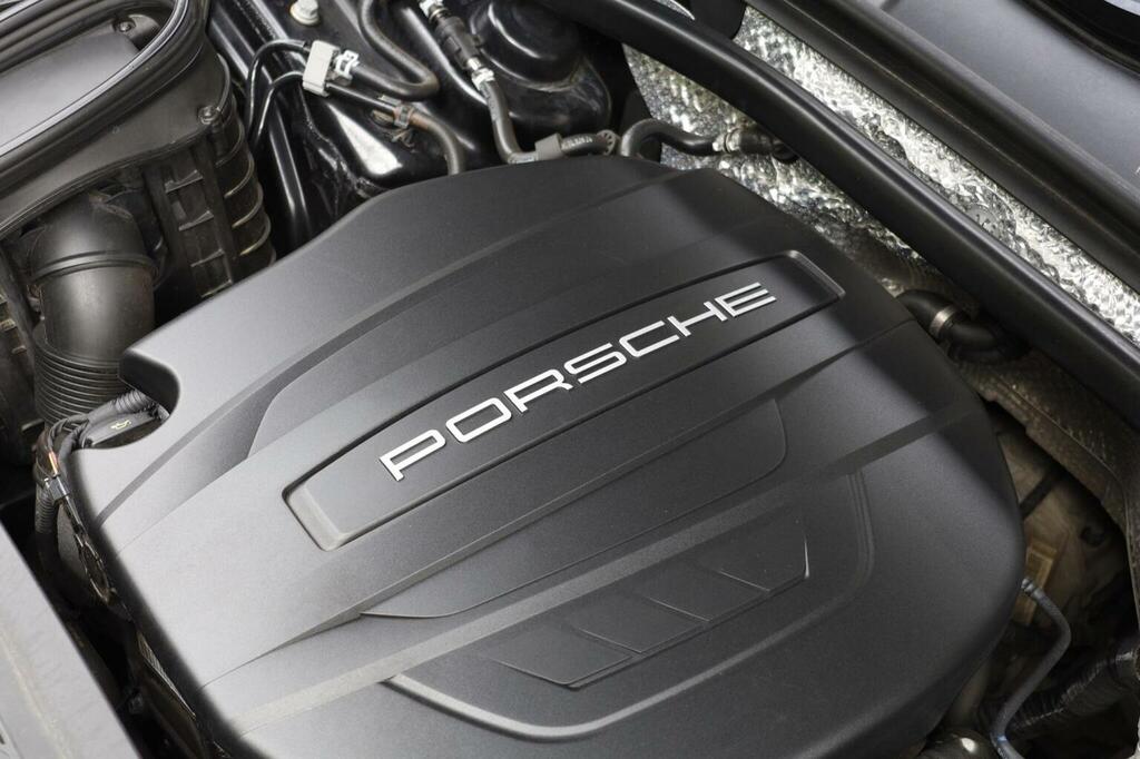 Porsche Macan 2.0T Pdk 4Wd Euro 6 5-Door  #11