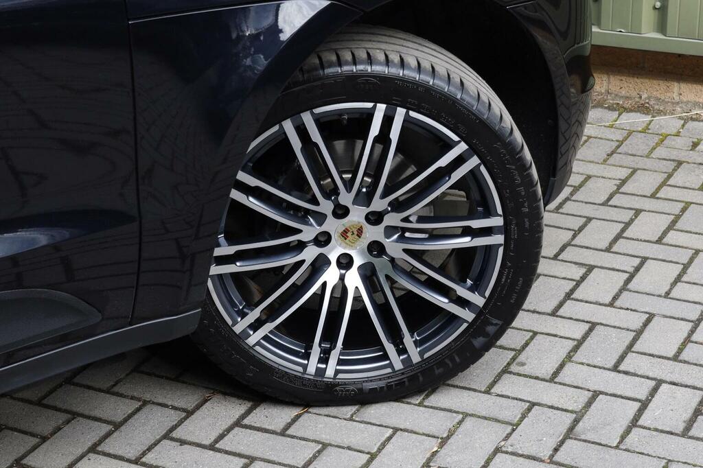 Porsche Macan 2.0T Pdk 4Wd Euro 6 5-Door  #64