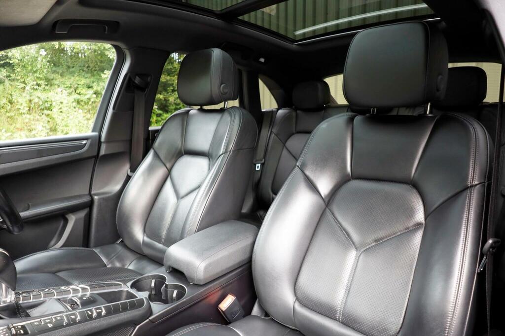 Porsche Macan 2.0T Pdk 4Wd Euro 6 5-Door  #17