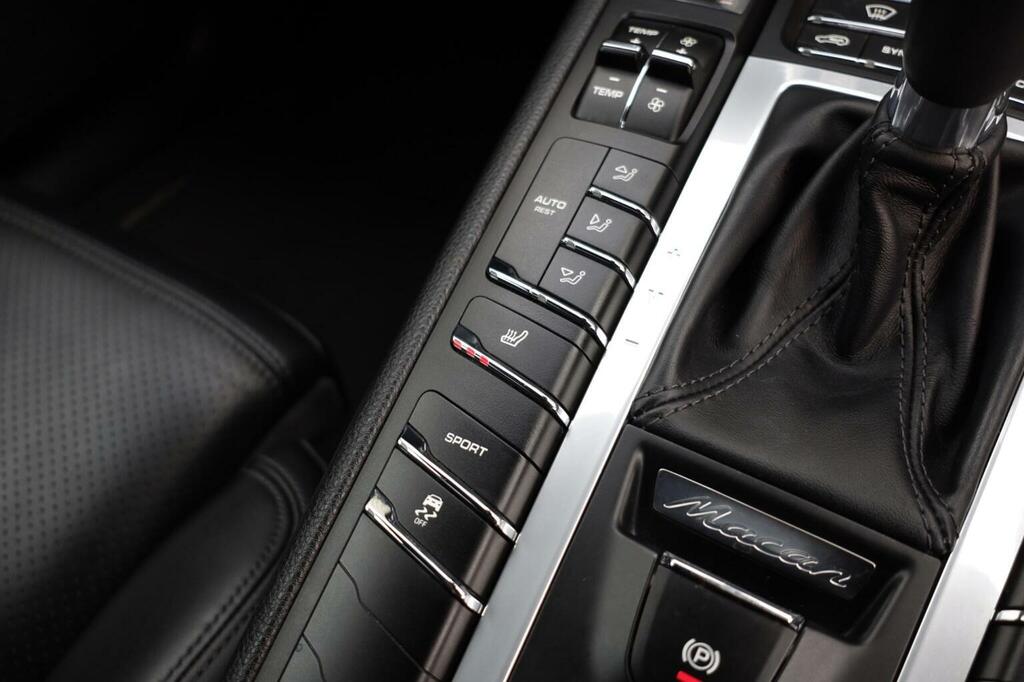 Porsche Macan 2.0T Pdk 4Wd Euro 6 5-Door  #22