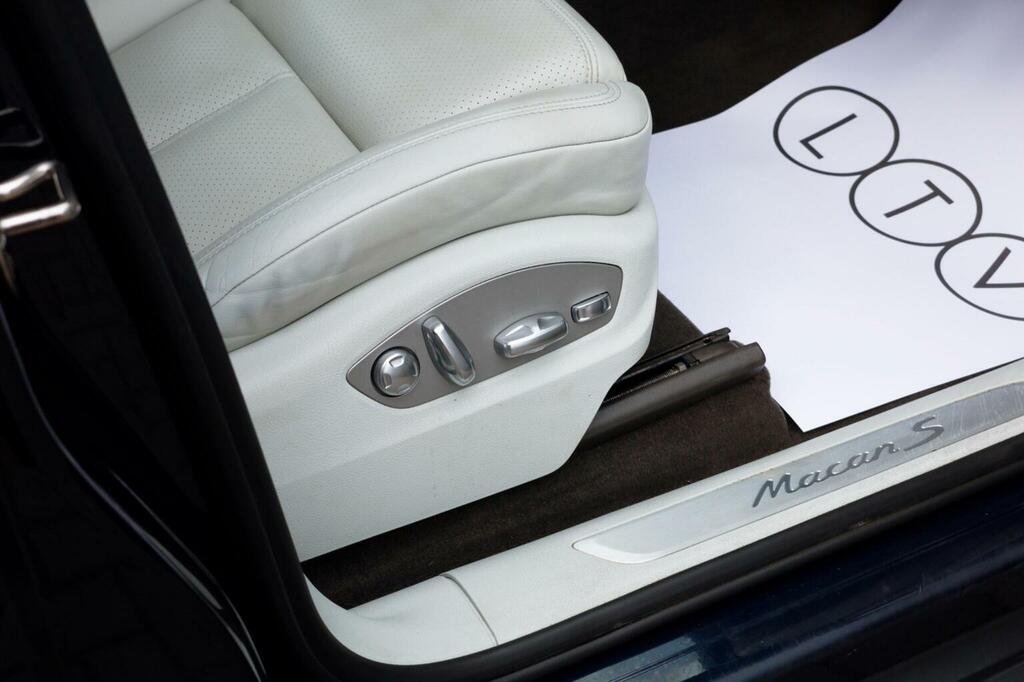 Porsche Macan 4X4 3.0T V6 S Pdk 4Wd Euro 6 Ss 201969 Silver #35