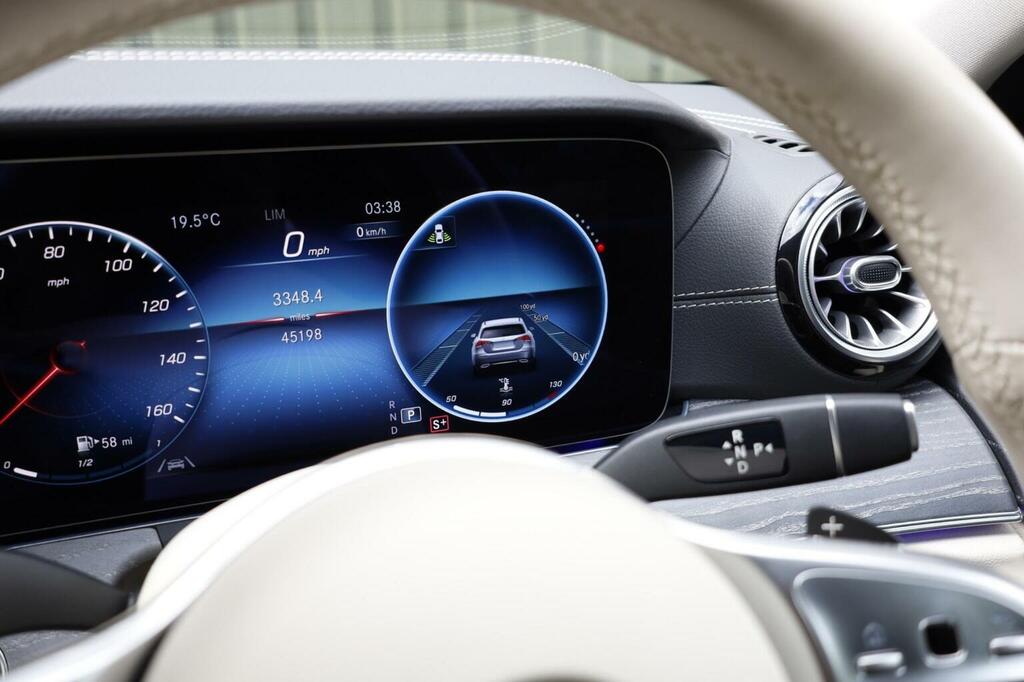 Mercedes-Benz CLS 2.9 Cls400d Amg Line Night Edition Premium Plus Black #50
