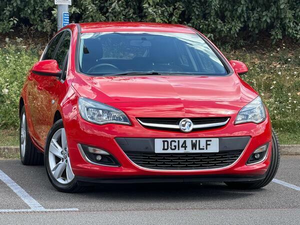 Vauxhall Astra 1.6 16V Sri Euro 5 Red