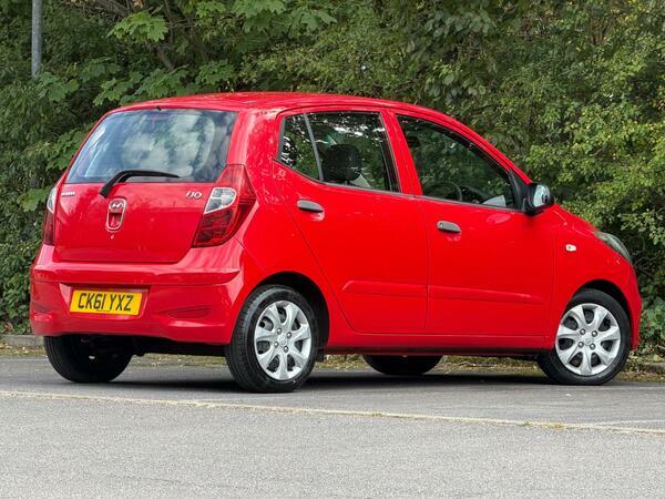 Hyundai I10 1.2 Classic Low Mileage Cheap Road Tax Hatchba White #38