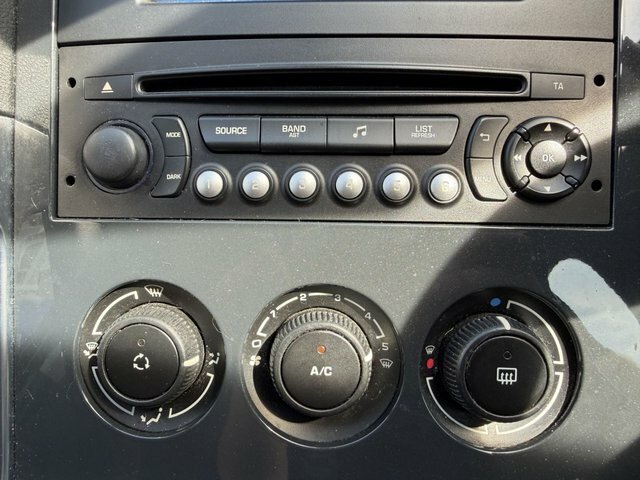 Peugeot 3008 1.6 E-hdi Active Egc Silver #27