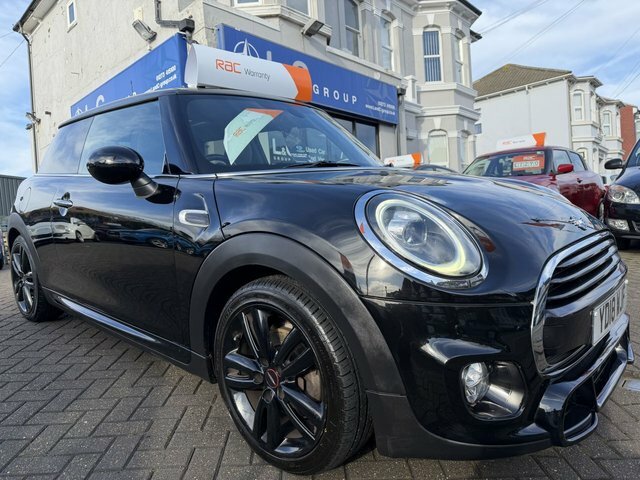 Mini Hatch 1.5 Cooper D Euro 6 116 Ps Black #3