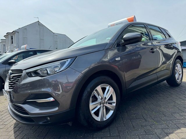 Vauxhall Grandland X 1.5 Turbo D Blueinjection Se Suv 8 Grey #5