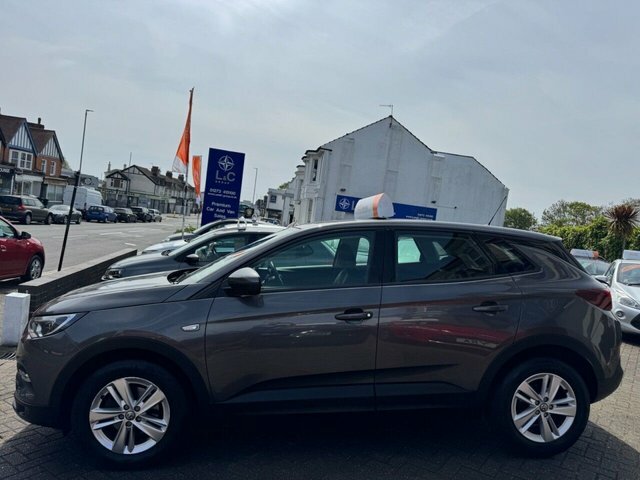 Vauxhall Grandland X 1.5 Turbo D Blueinjection Se Suv 8 Grey #6