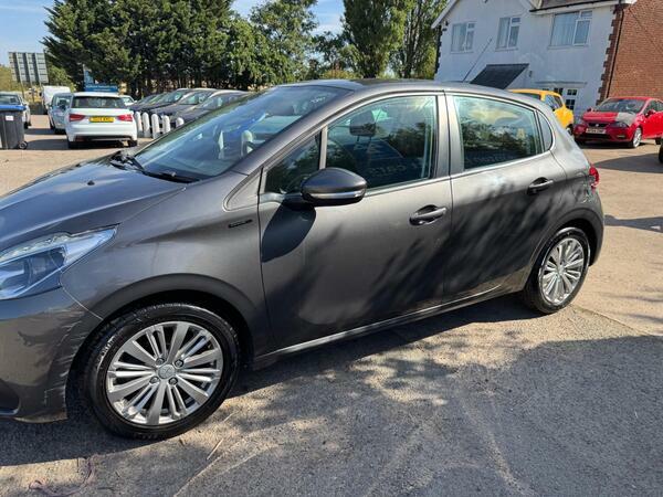 Peugeot 208 1.2 Puretech Signature Euro 6 Ss KM68NUU Grey #3