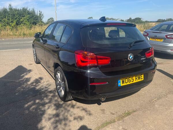 BMW 1 Series 2.0 118D Sport Euro 6 Ss WO65RWE Black #4