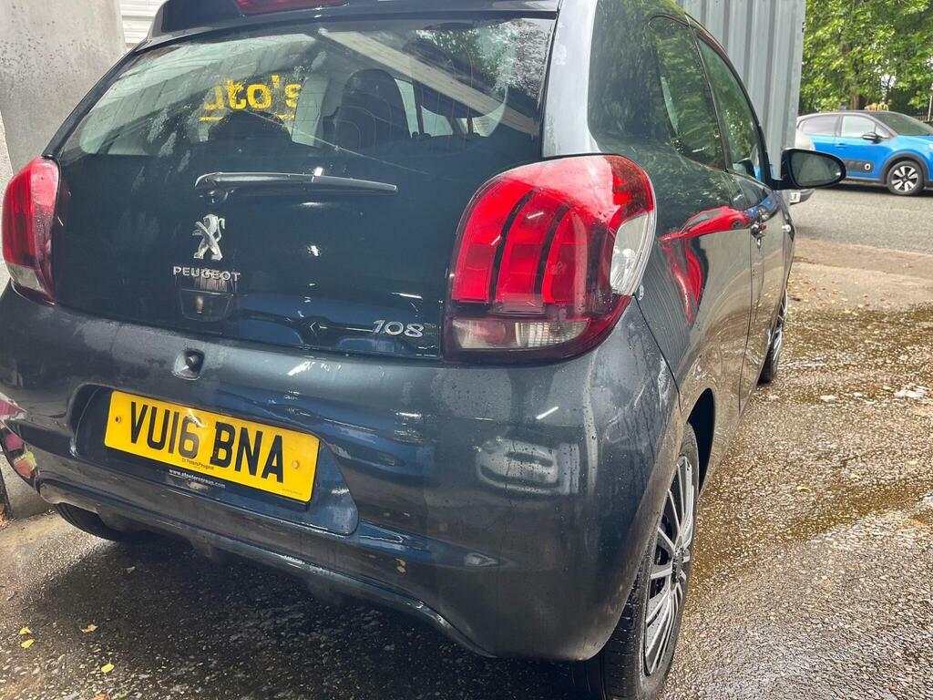 Peugeot 108 1.2 Puretech Allure Red #9