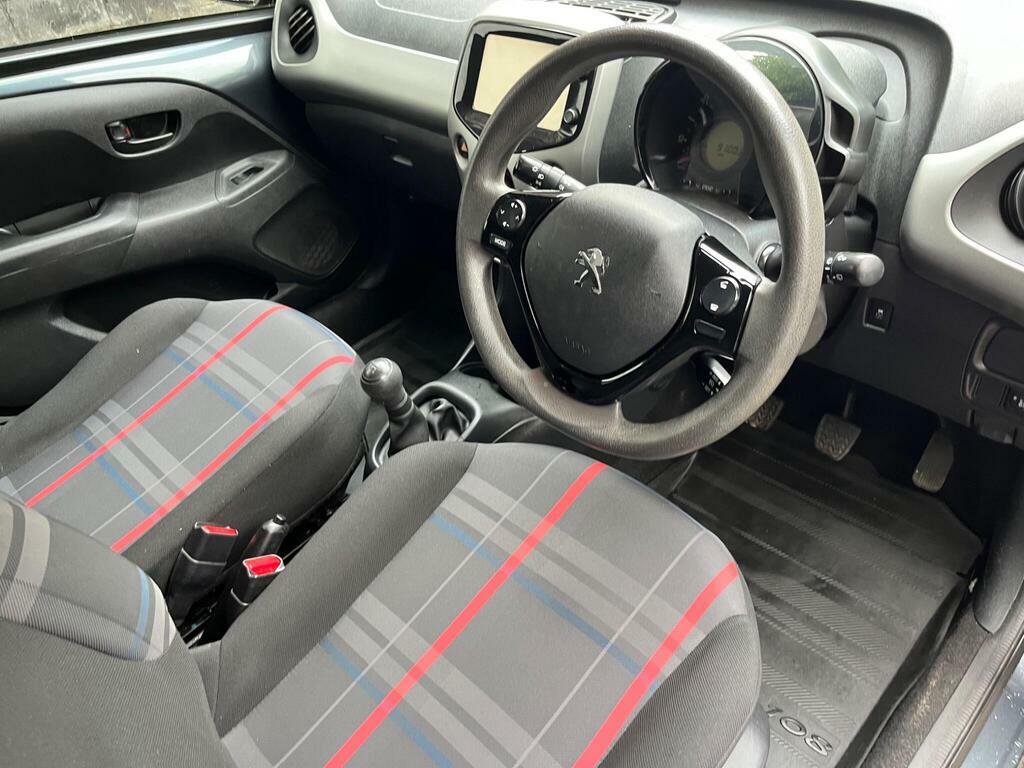 Peugeot 108 1.2 Puretech Allure Red #13