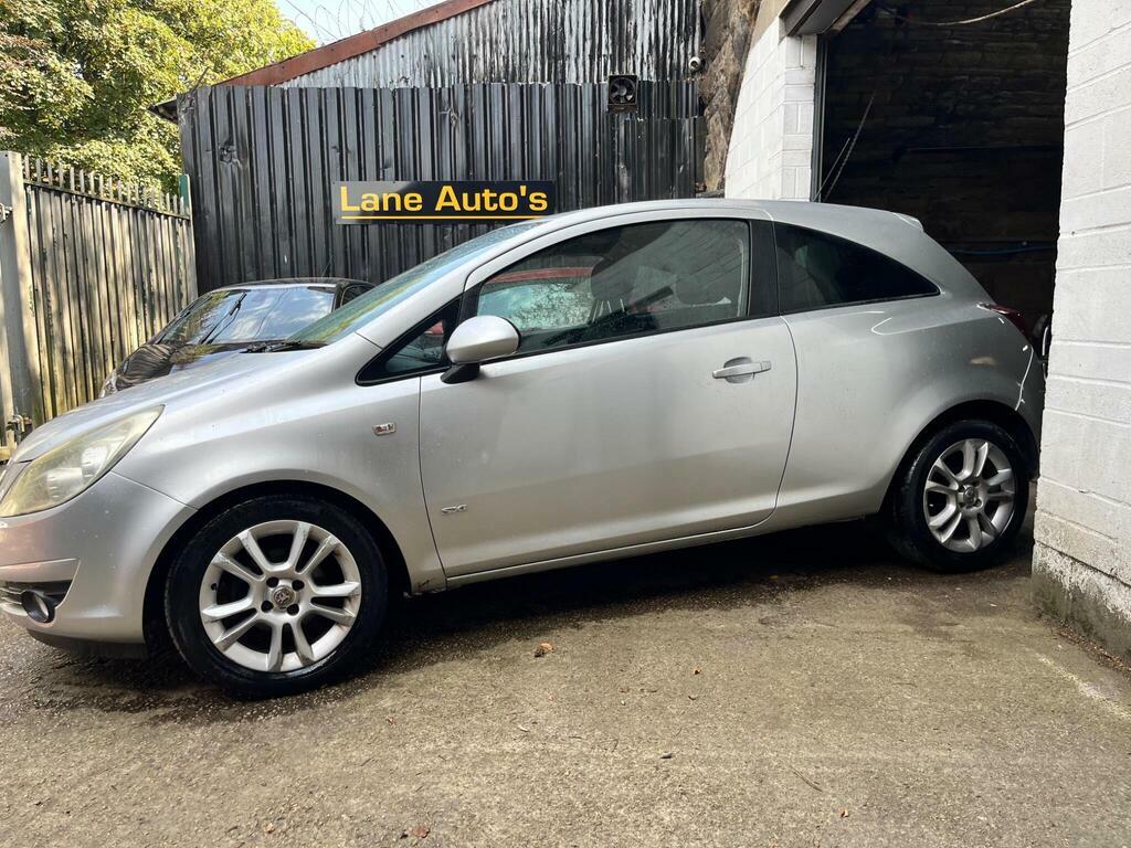 Vauxhall Corsa 1.2I 16V Club Hatchback 139 Gk Black #4