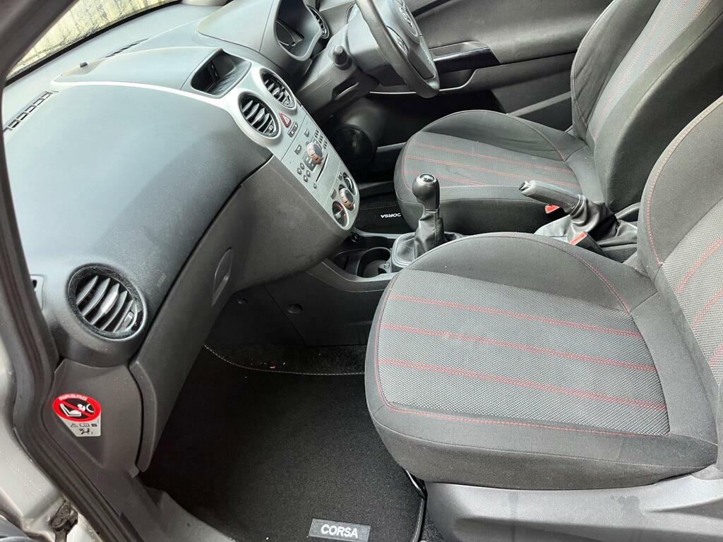 Vauxhall Corsa 1.2I 16V Club Hatchback 139 Gk Black #17
