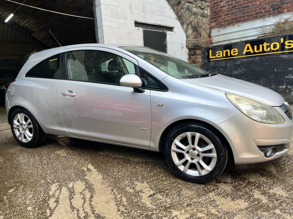 Vauxhall Corsa 1.2I 16V Club Hatchback 139 Gk Black #5