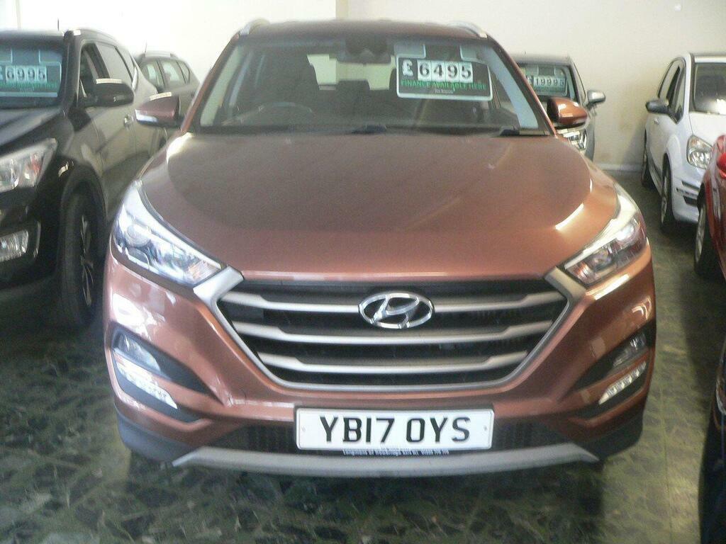 Hyundai Tucson 1.7 Crdi Blue Drive Se Nav Euro 6 S S YB17OYS Brown