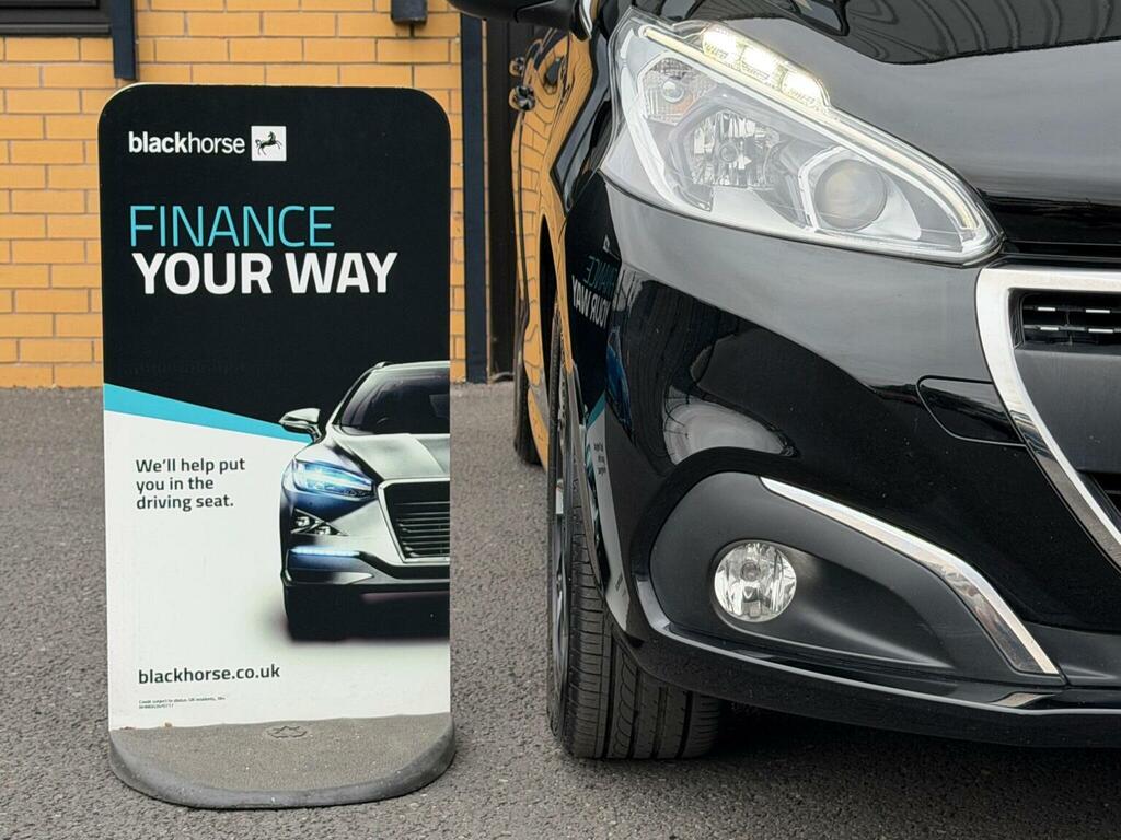 Peugeot 208 Hatchback 1.2 Puretech Allure Premium Euro 6 MF67JXM Black #5