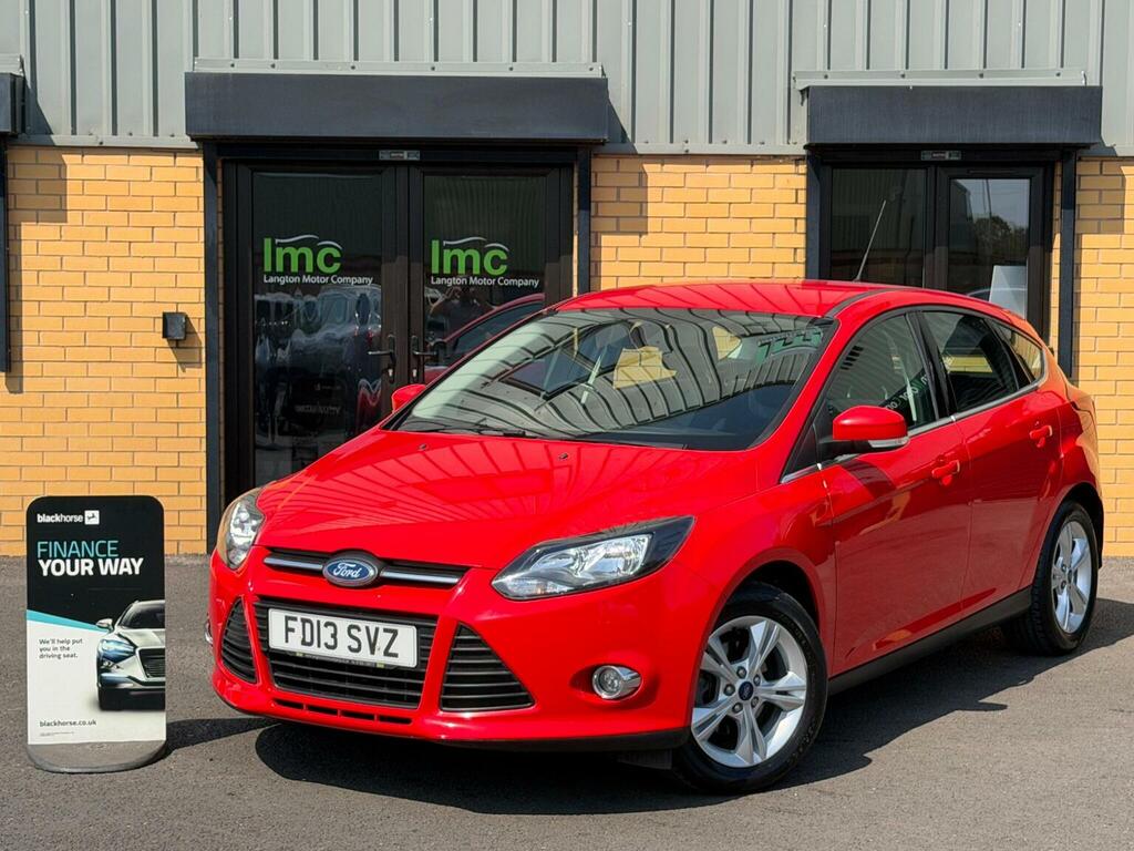 Ford Focus 1.6 Zetec Euro 5 Red