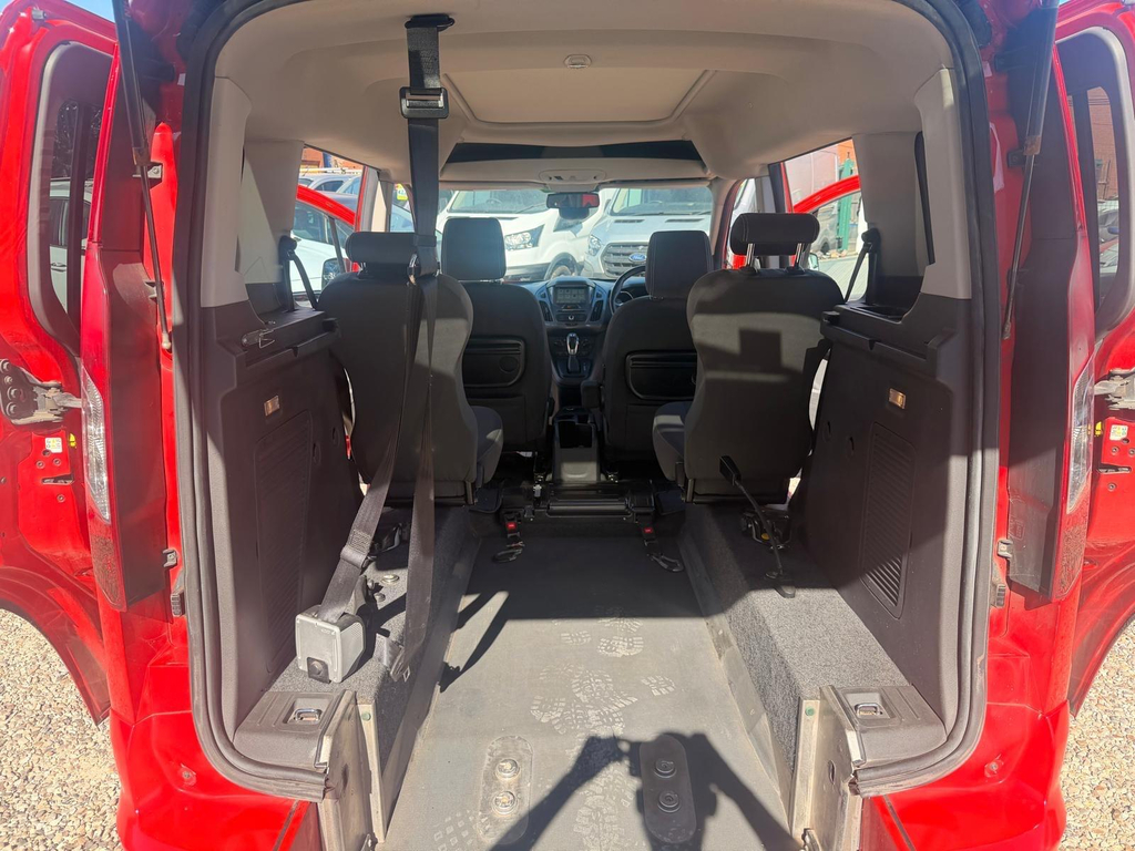 Ford Tourneo Connect 1.5 Tdci Titanium Powershift Euro 6 Ss  #5